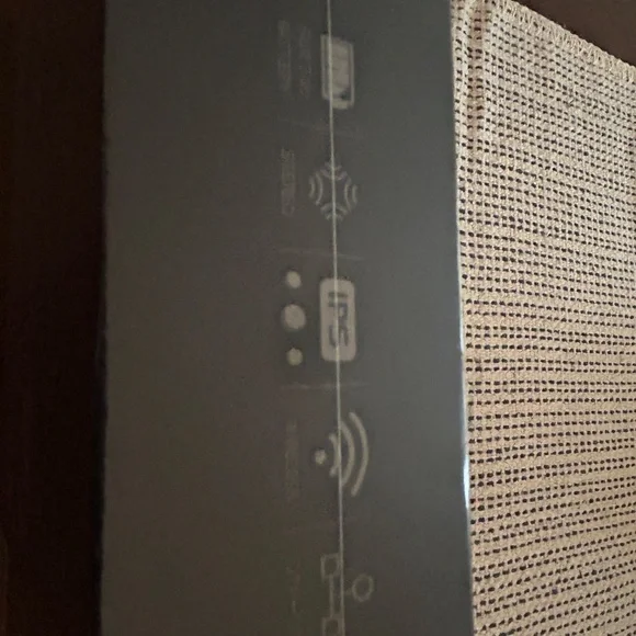 Wireless Microphone System - Picture 4 of 5